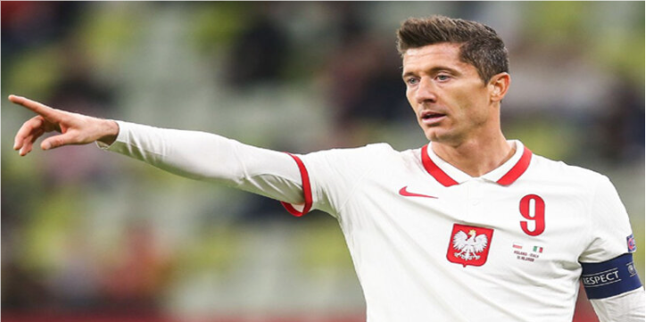 Lewandowski's playing style and personal qualities